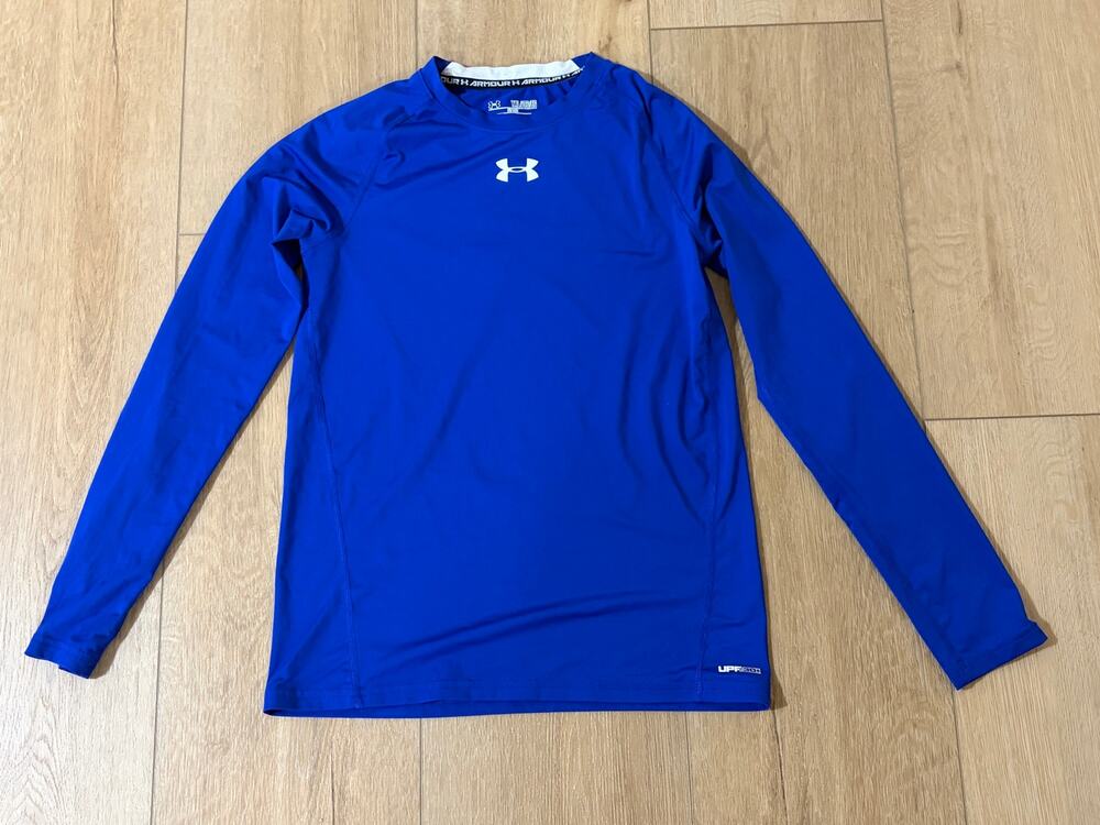 Under Armour Boys XL Blue Long Sleeve Fitted Top